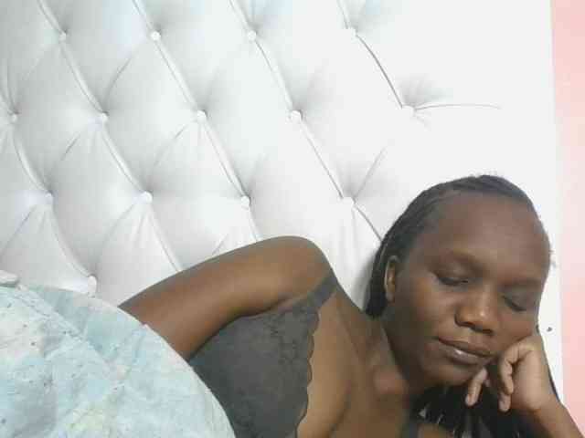 Naughtypetite1 Naughtypetite1