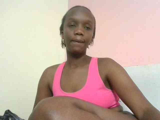 Naughtypetite1 webcam