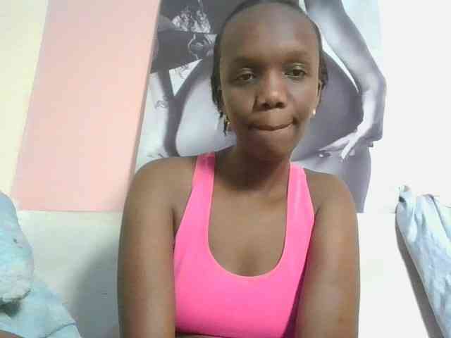 Naughtypetite1 webcam