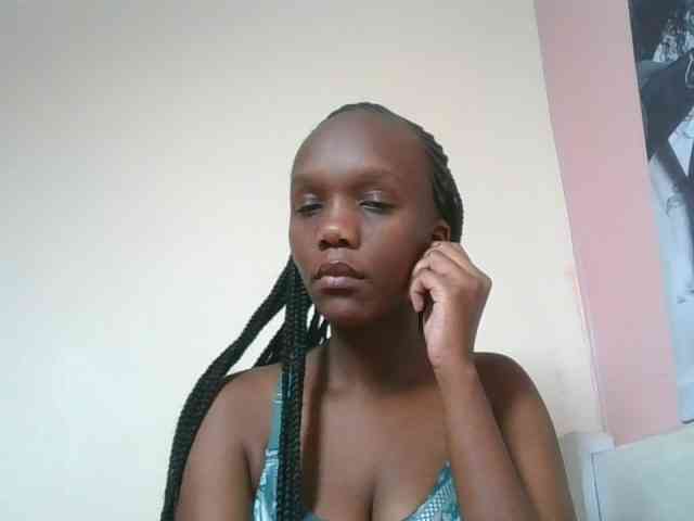 Naughtypetite1 webcam