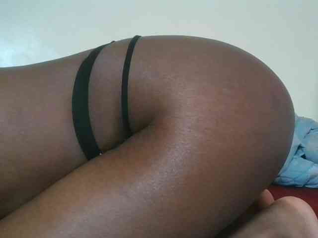 Naughtypetite1 webcam