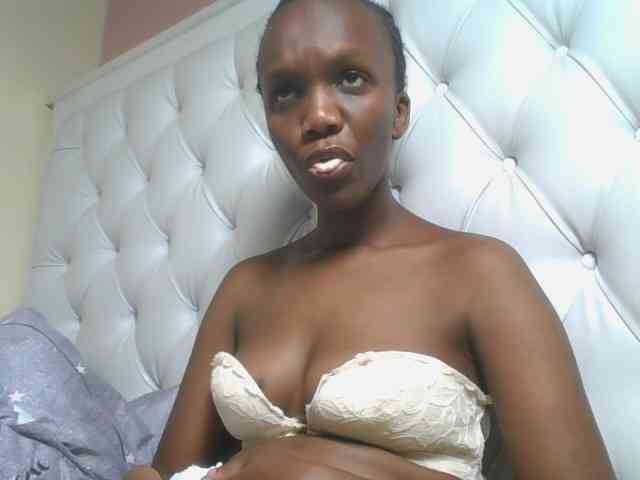 Naughtypetite1 Naughtypetite1