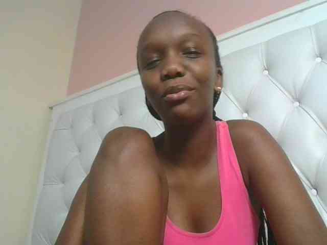 Naughtypetite1 webcam