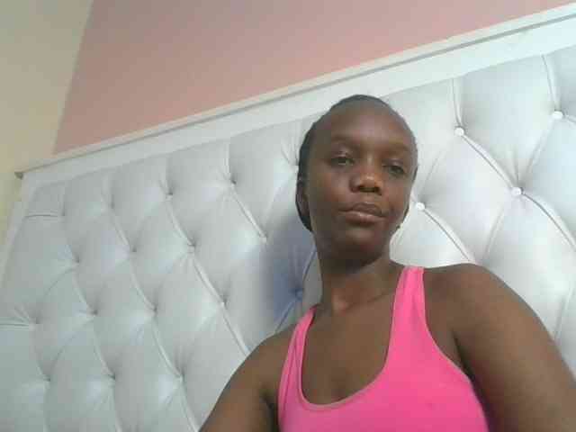 Naughtypetite1 Naughtypetite1