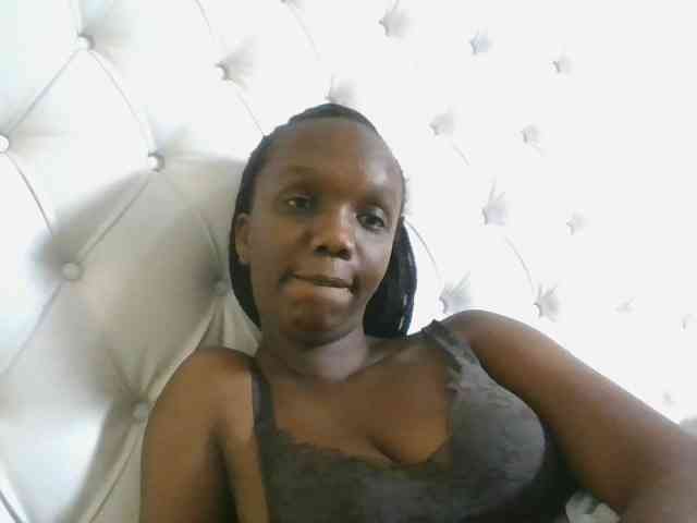 Naughtypetite1 webcam