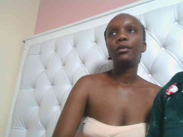 Naughtypetite1 Naughtypetite1