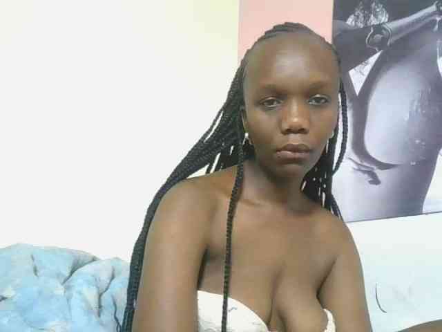 Naughtypetite1