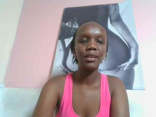 Naughtypetite1 webcam