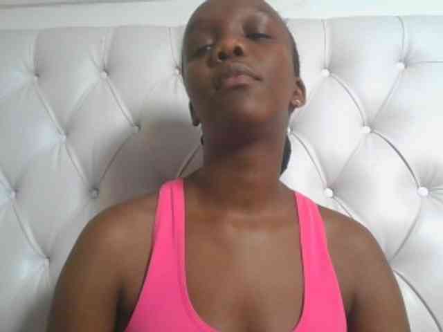 Naughtypetite1 webcam