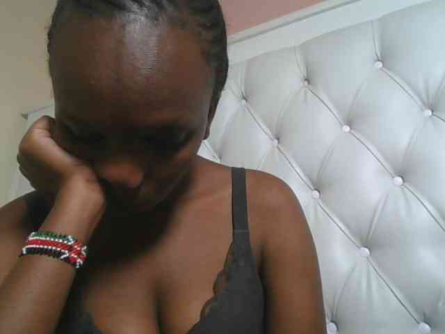 Naughtypetite1 Naughtypetite1