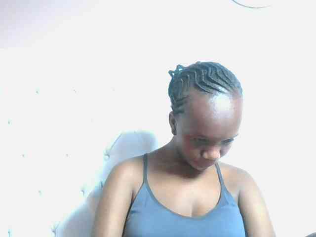 Naughtypetite1 webcam