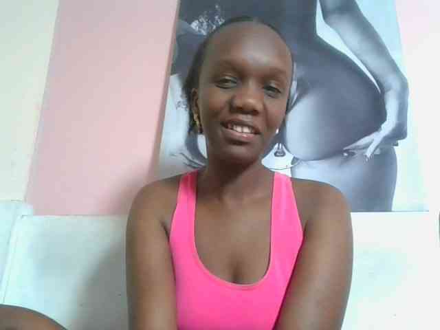 Naughtypetite1 webcam