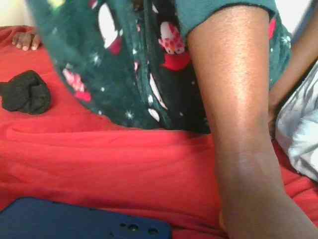 Naughtypetite1