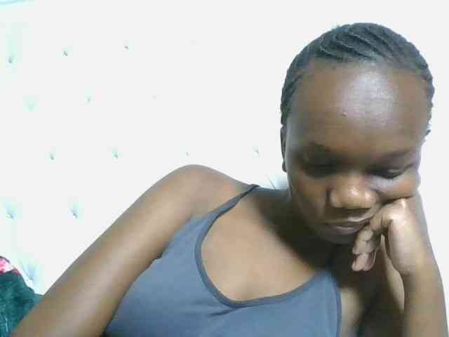 Naughtypetite1 webcam