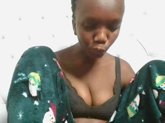 Naughtypetite1