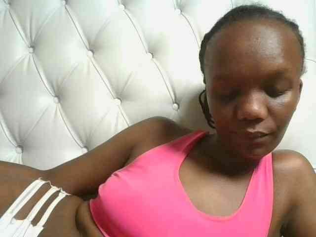Naughtypetite1