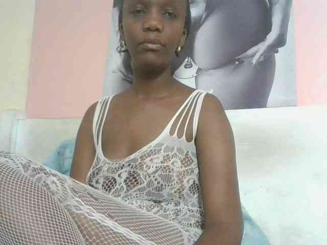 Naughtypetite1 Naughtypetite1