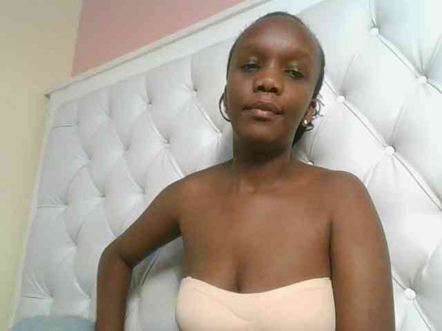 Naughtypetite1 Naughtypetite1