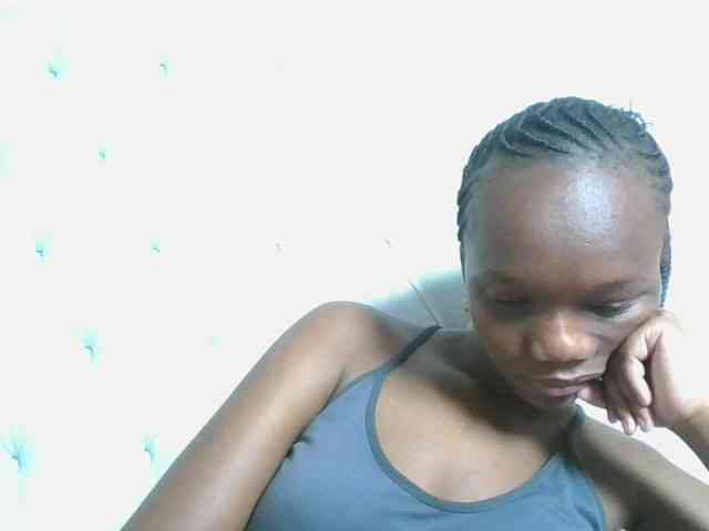 Naughtypetite1 webcam