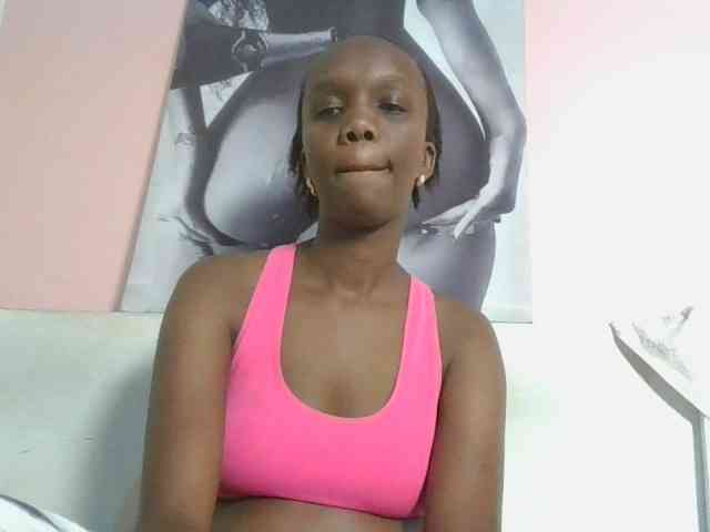 Naughtypetite1