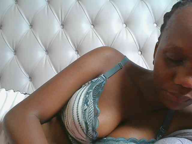 Naughtypetite1 Naughtypetite1