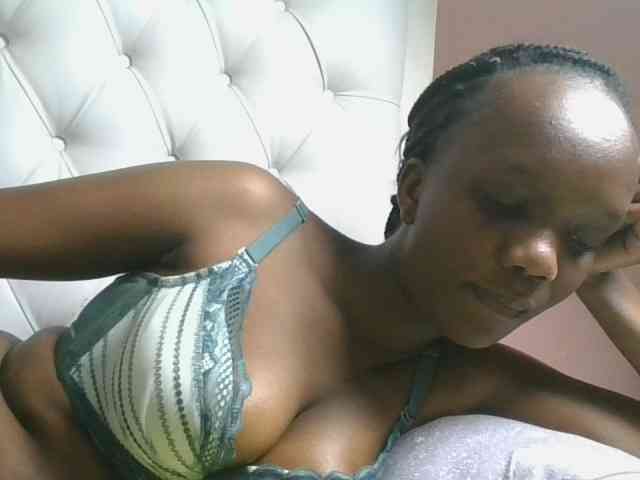 Naughtypetite1 Naughtypetite1
