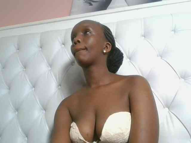 Naughtypetite1 Naughtypetite1