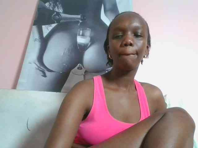Naughtypetite1 webcam