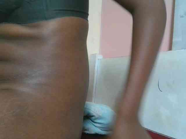 Naughtypetite1 webcam