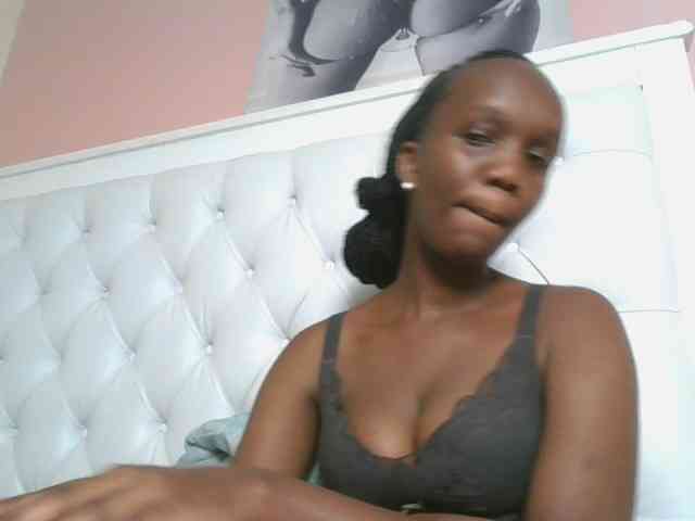 Naughtypetite1 Naughtypetite1
