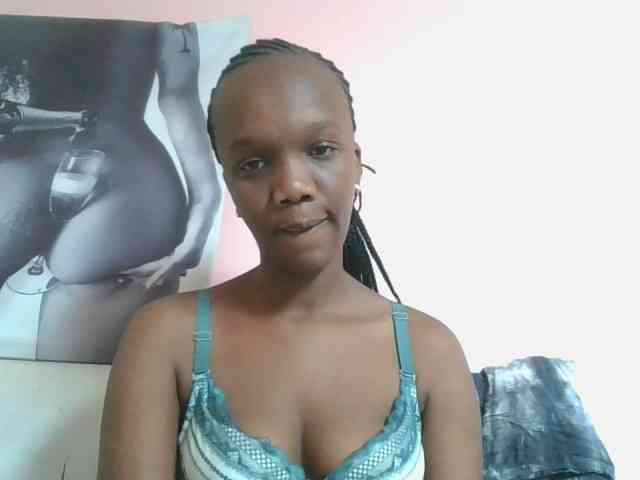 Naughtypetite1