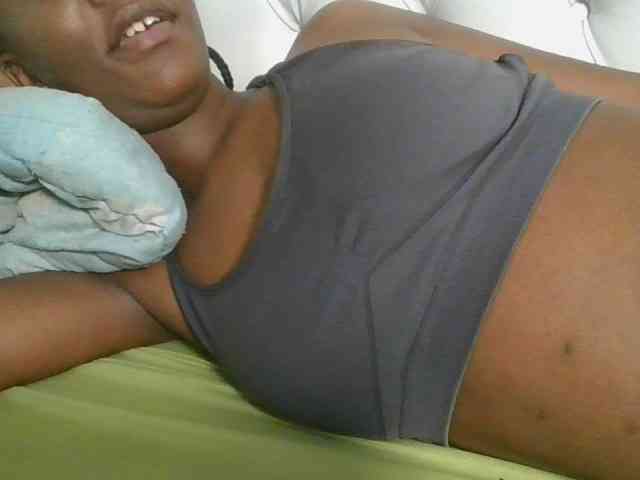 Naughtypetite1 webcam
