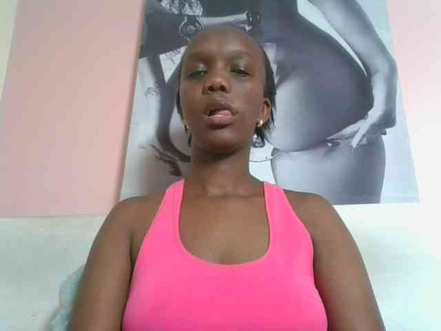 Naughtypetite1 webcam