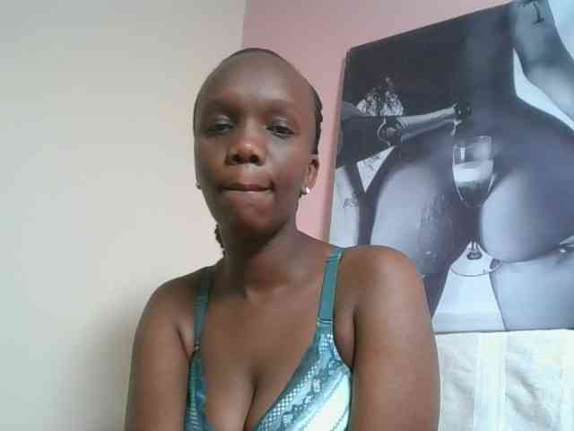 Naughtypetite1