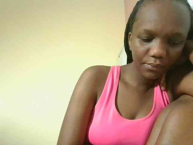 Naughtypetite1 webcam