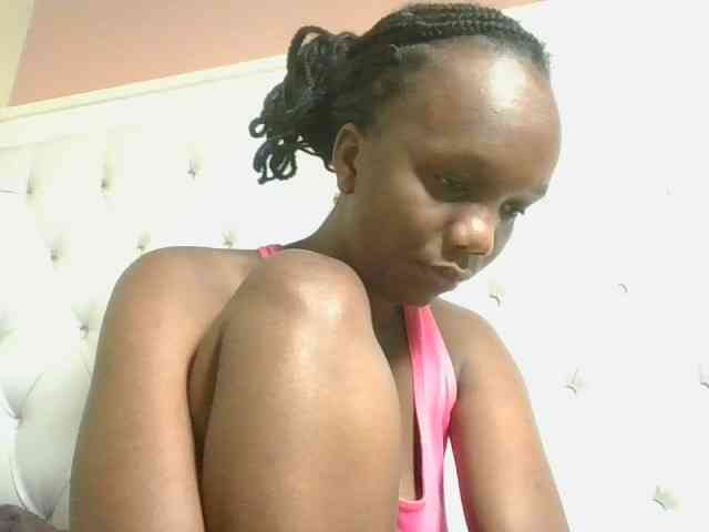 Naughtypetite1
