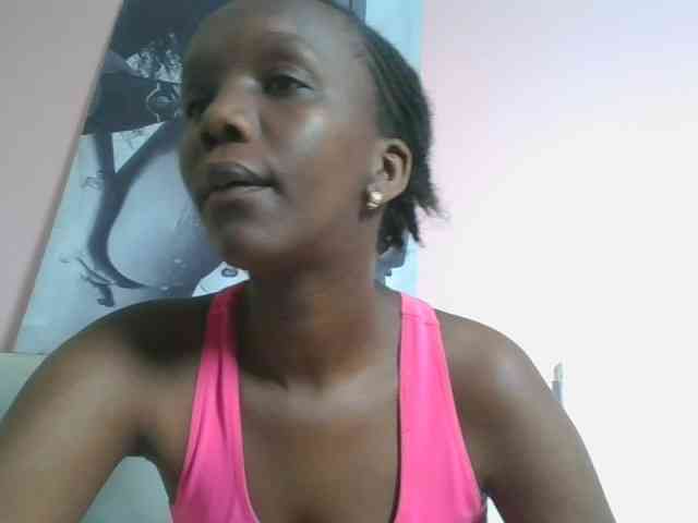 Naughtypetite1 webcam