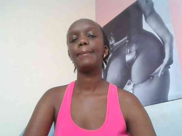 Naughtypetite1 webcam