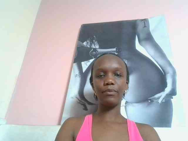 Naughtypetite1 webcam