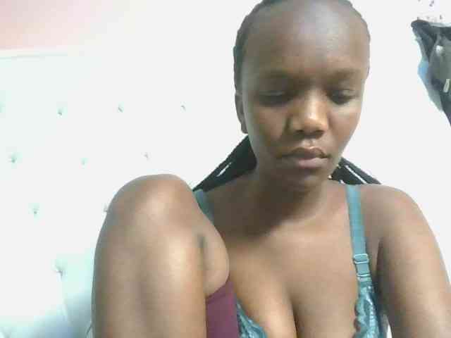 Naughtypetite1