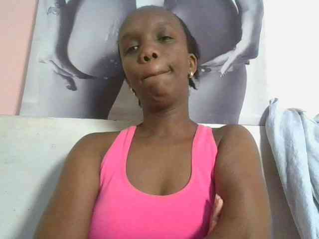 Naughtypetite1 webcam