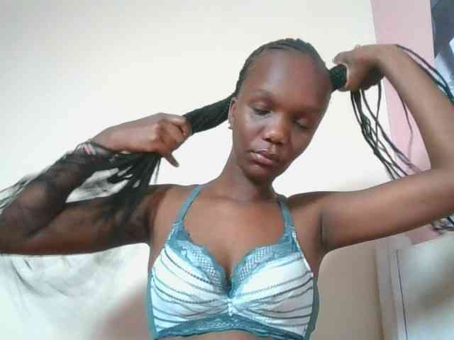 Naughtypetite1