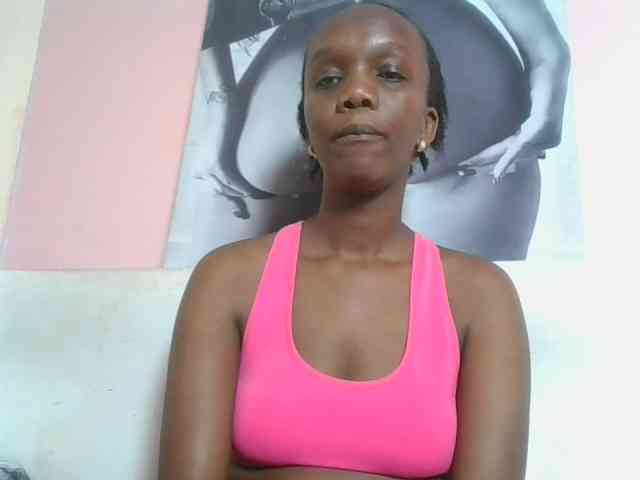 Naughtypetite1 webcam