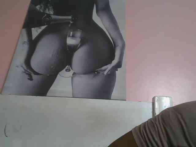 Naughtypetite1
