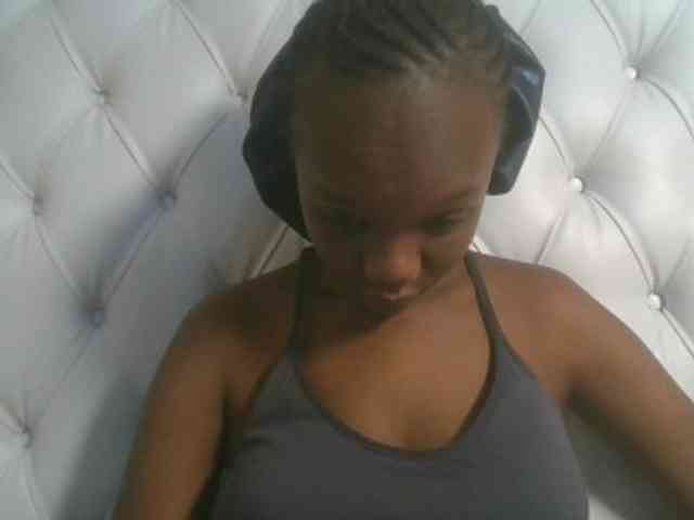 Naughtypetite1 webcam