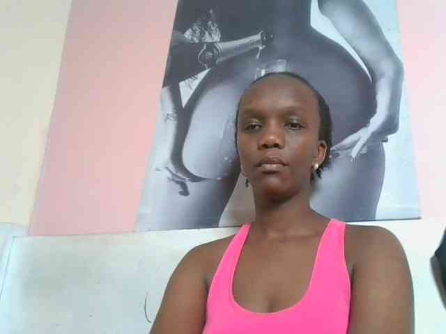 Naughtypetite1 webcam