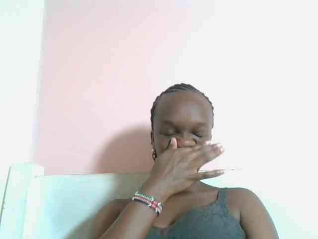 Naughtypetite1 webcam