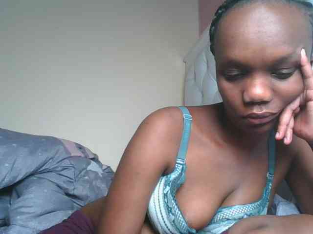 Naughtypetite1 Naughtypetite1