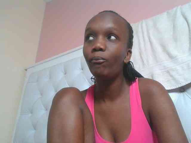 Naughtypetite1 webcam