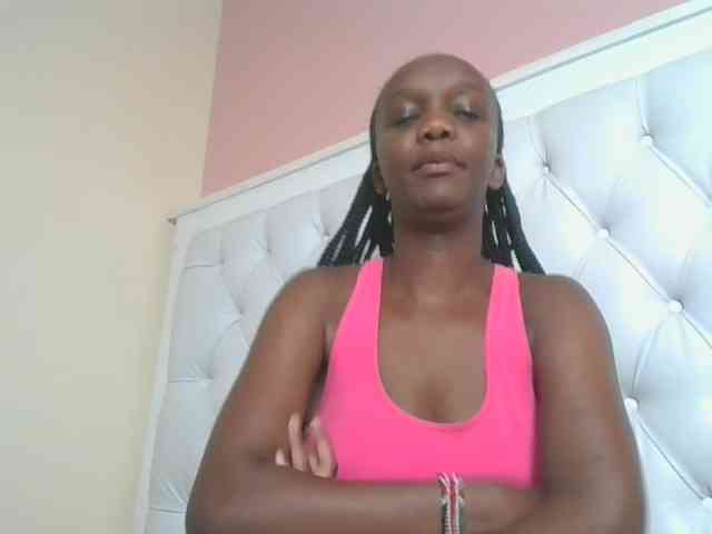 Naughtypetite1 webcam